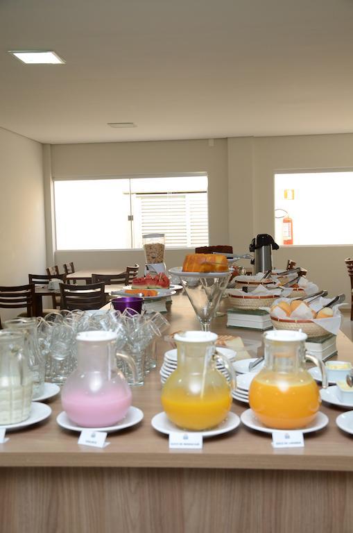 Hotel Rota Quirinopolis