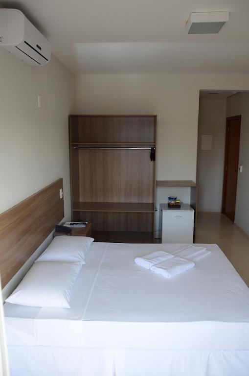 Rota Hotel Quirinopolis